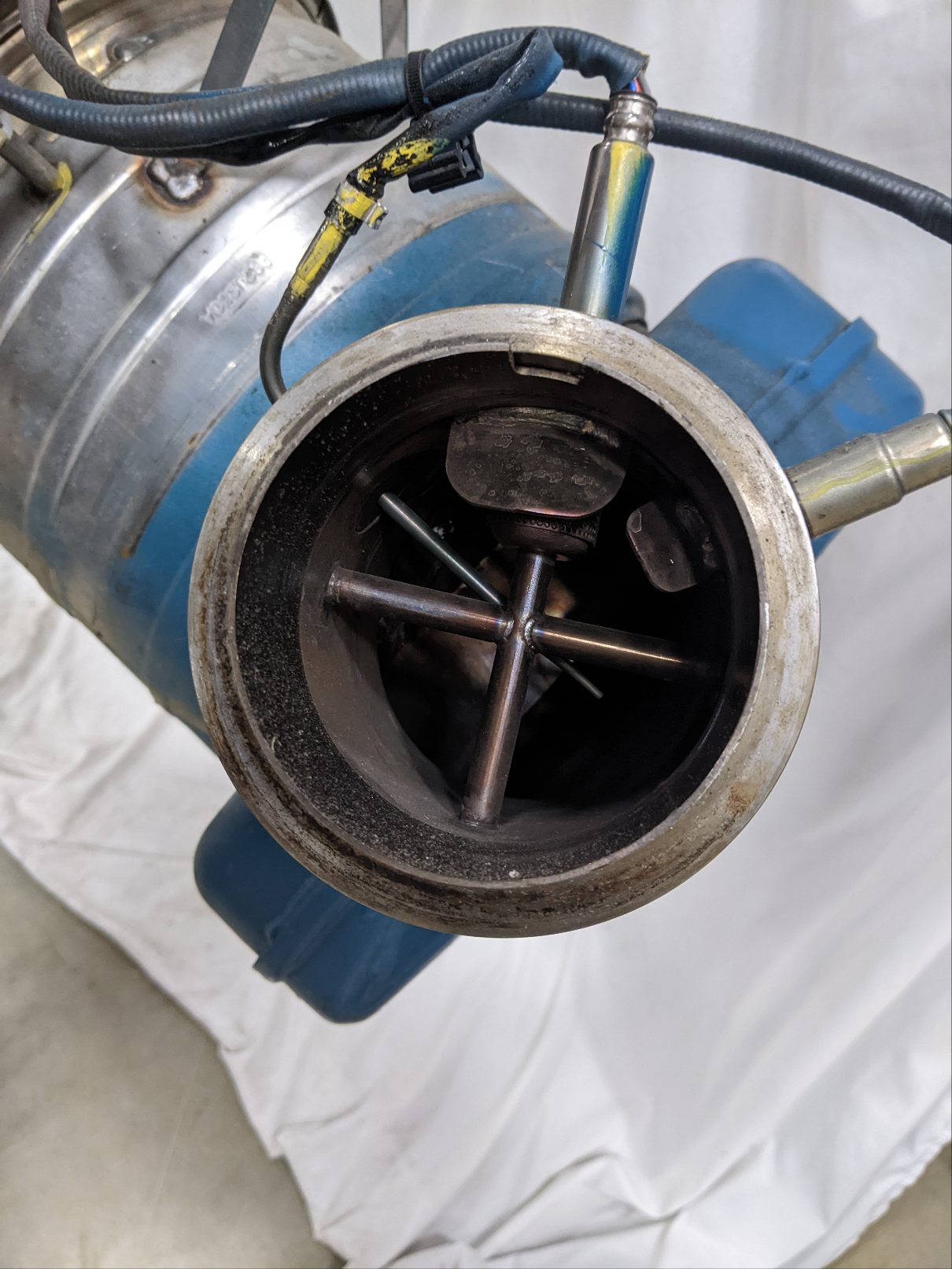 Used Cummins B6.7 Selective Catalytic Aftertreatment Device-P/N A04-36627-007