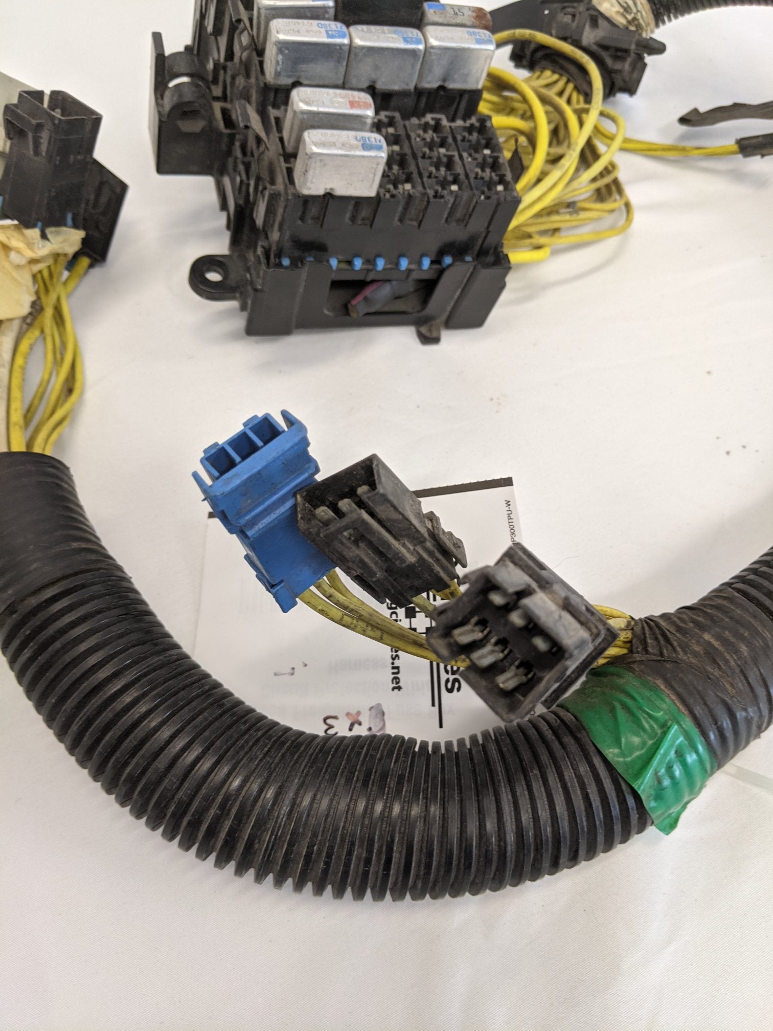 Used Freightliner Fuse Box Circuit Protection Wiring Harness - P/N A06-24054-003 (10096597303612)