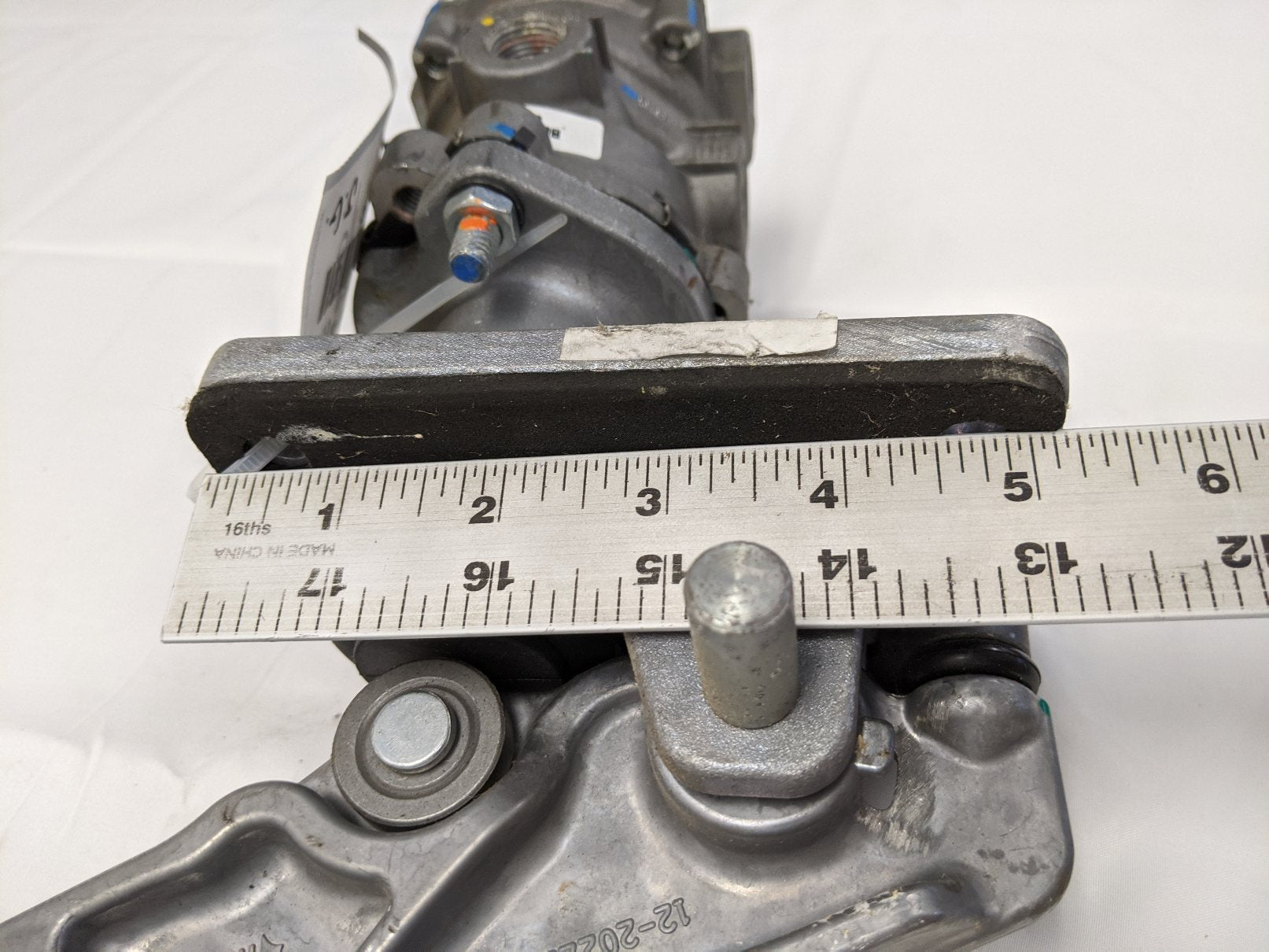 Freightliner Valve Brake Pedal (A12-25703-004) - Used