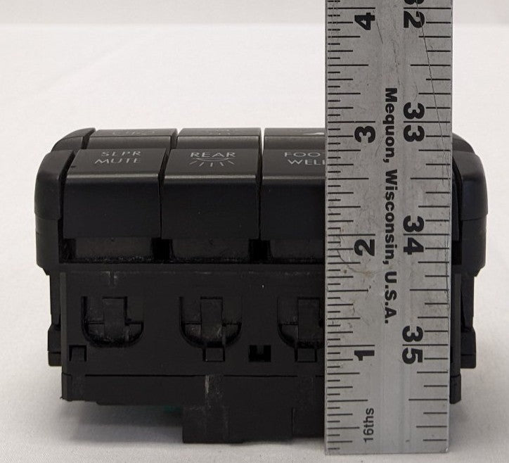 Freightliner Cascadia P3 Sleeper Switch Panel A06-60973-000 (Used)