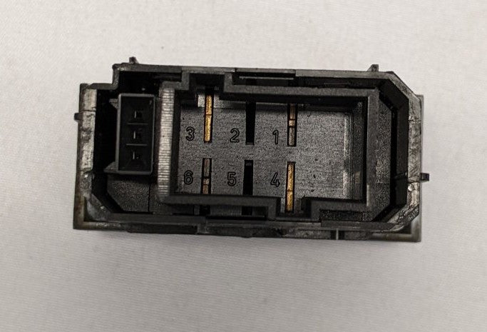 Freightliner Cascadia P3 My Info Menu Rocker Switch A06-53782-817