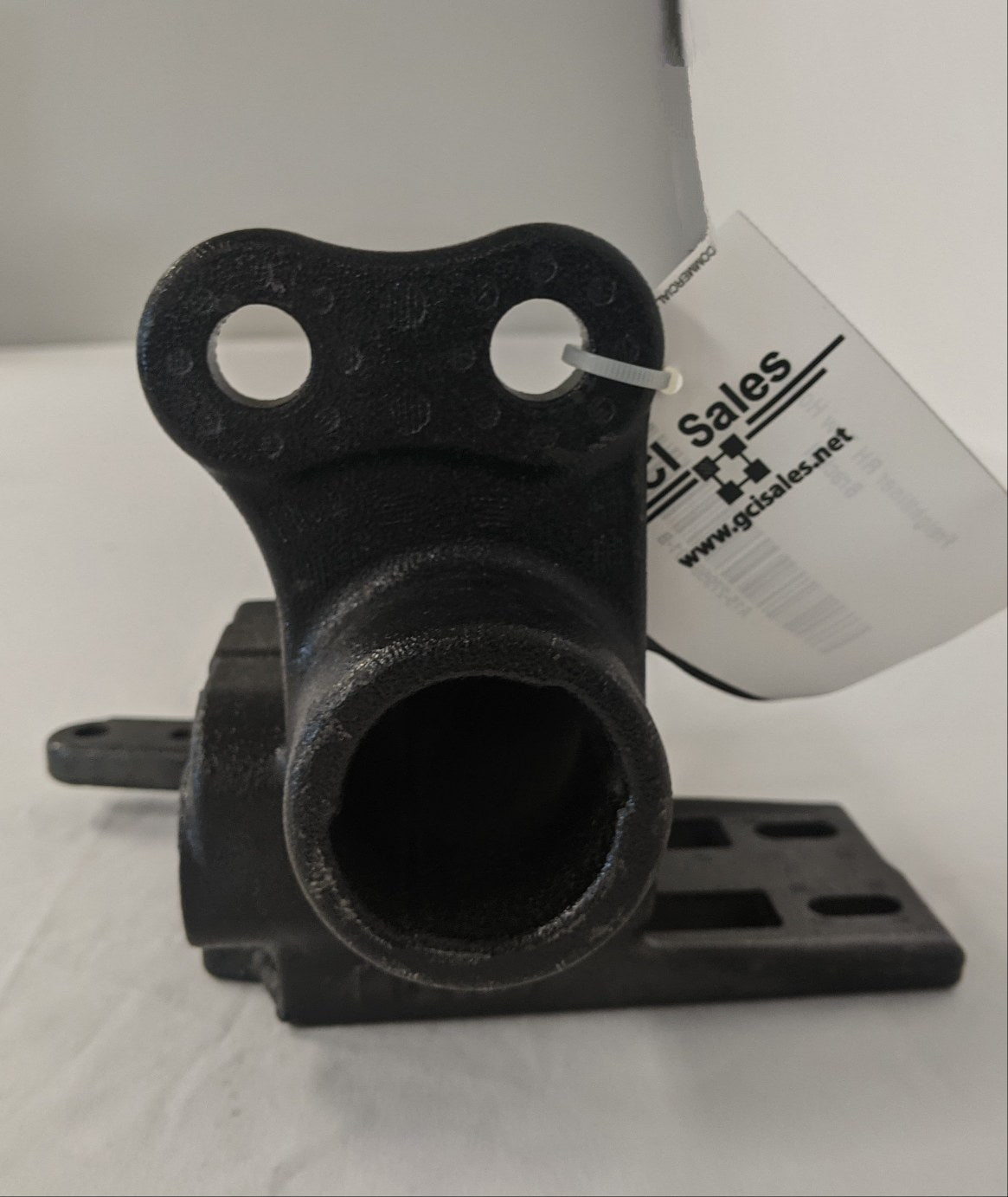 Freightliner RH Tow Housing Bracket - P/N  A15-27959-001, A15-27959-013 (4482468184150)