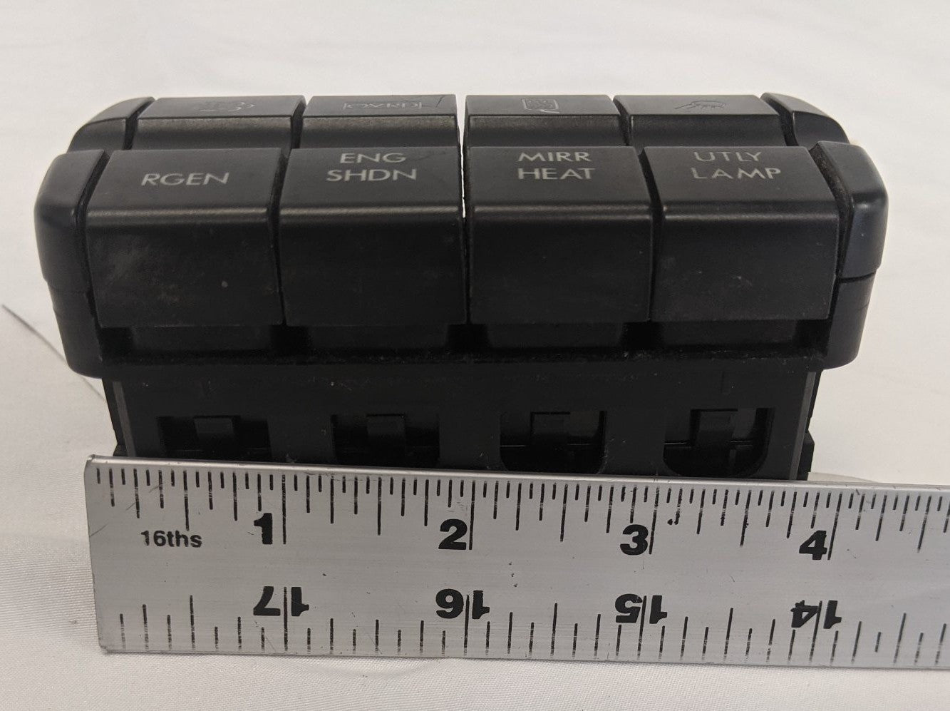 Used Freightliner Cascadia P3 Secondary Rocker Switch Panel -P/N  A06-60973-000