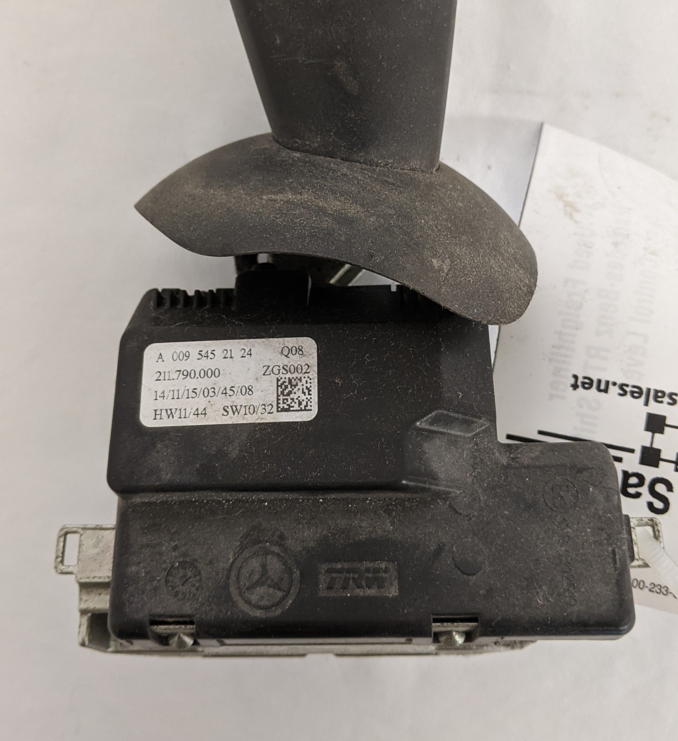 Used Freightliner Mercedes-Benz RT2 Shift Control Lever - P/N  A0095452124 (9912845730108)