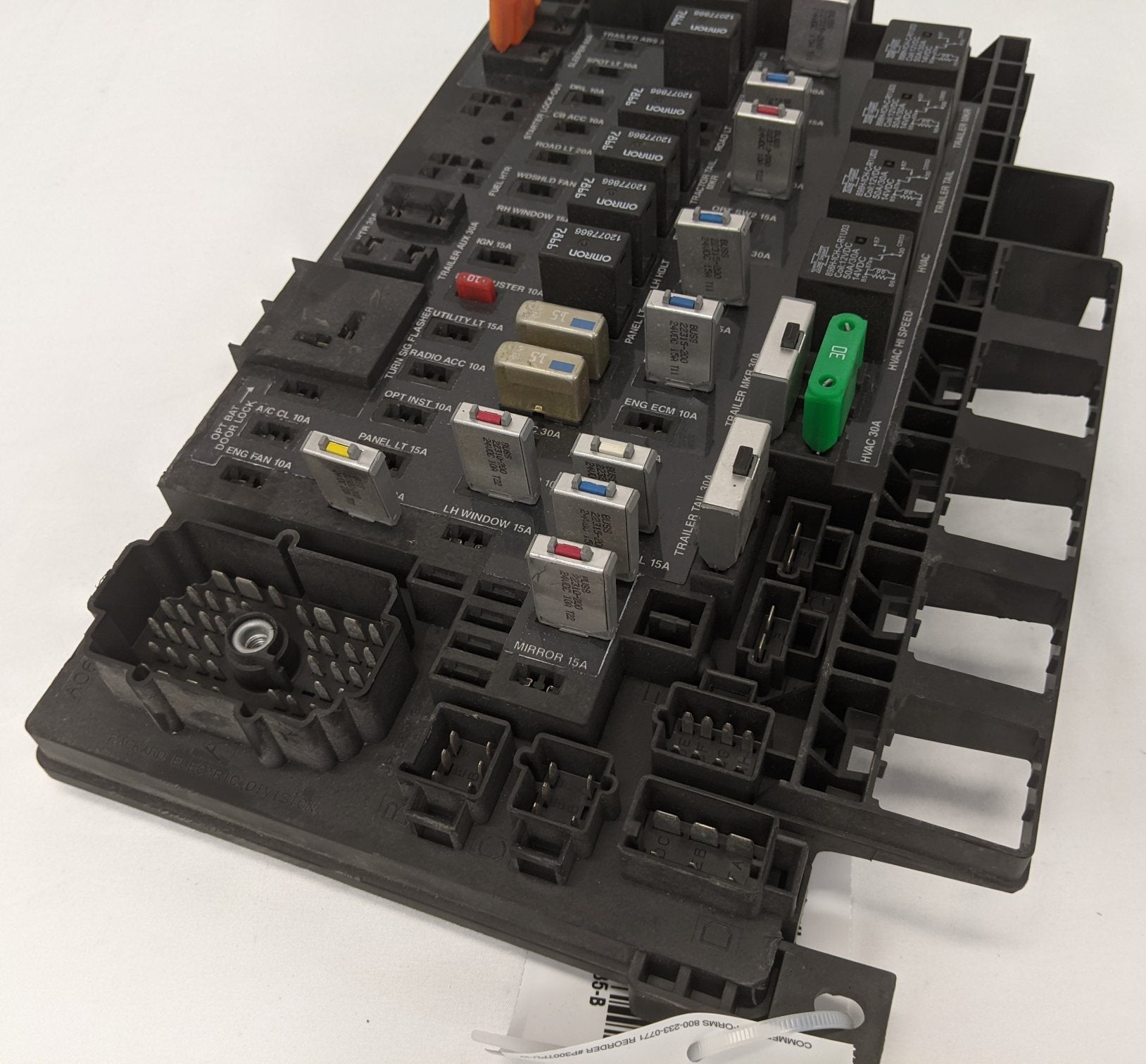 Freightliner Coronado, Columbia PDM Main Power Module - P/N A06-33254-001 (6595108765782)