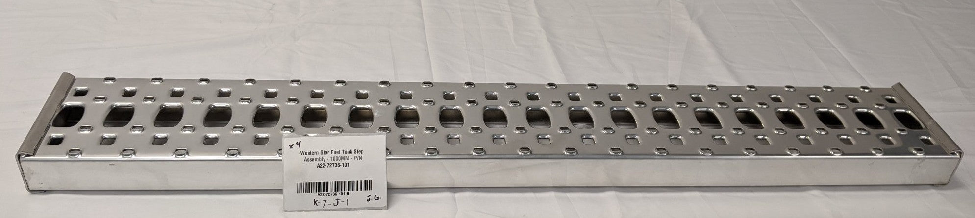 Western Star Fuel Tank Step Assembly - P/N  A22-72736-101