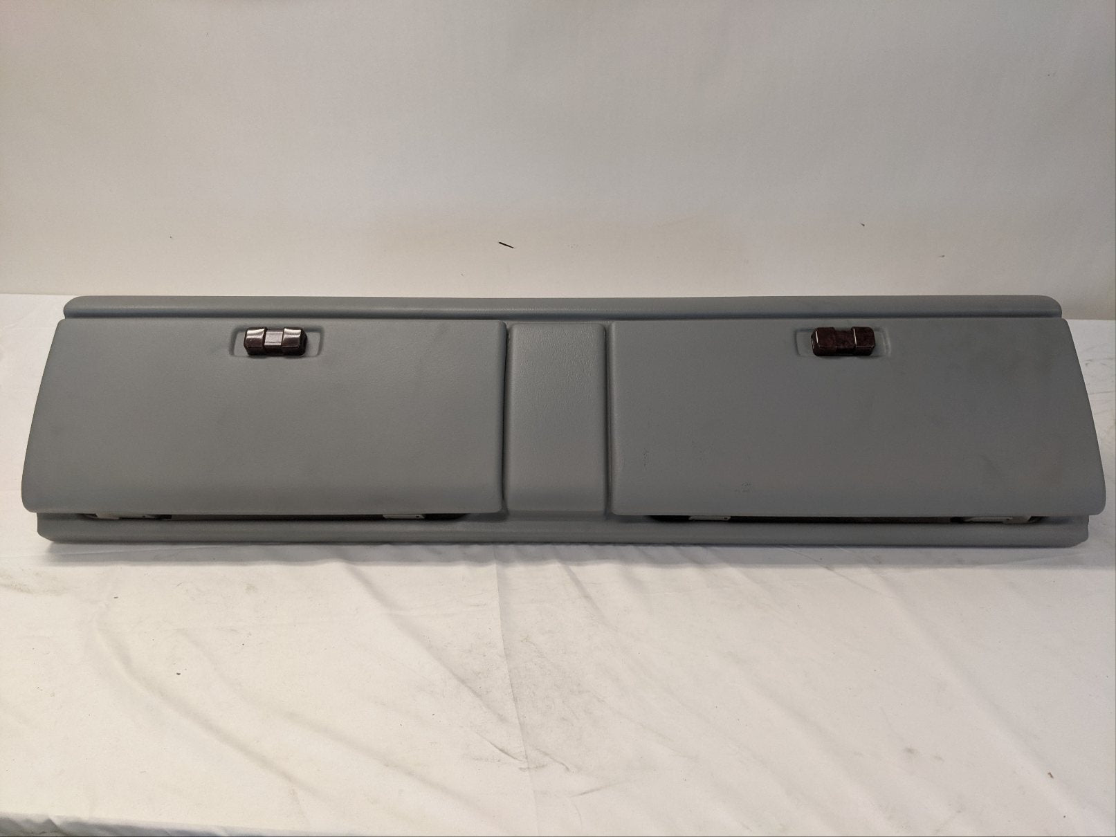 Damaged FTL Columbia Mid-Roof Overhead Rear Sleeper Cabinet - P/N A22-47743-012