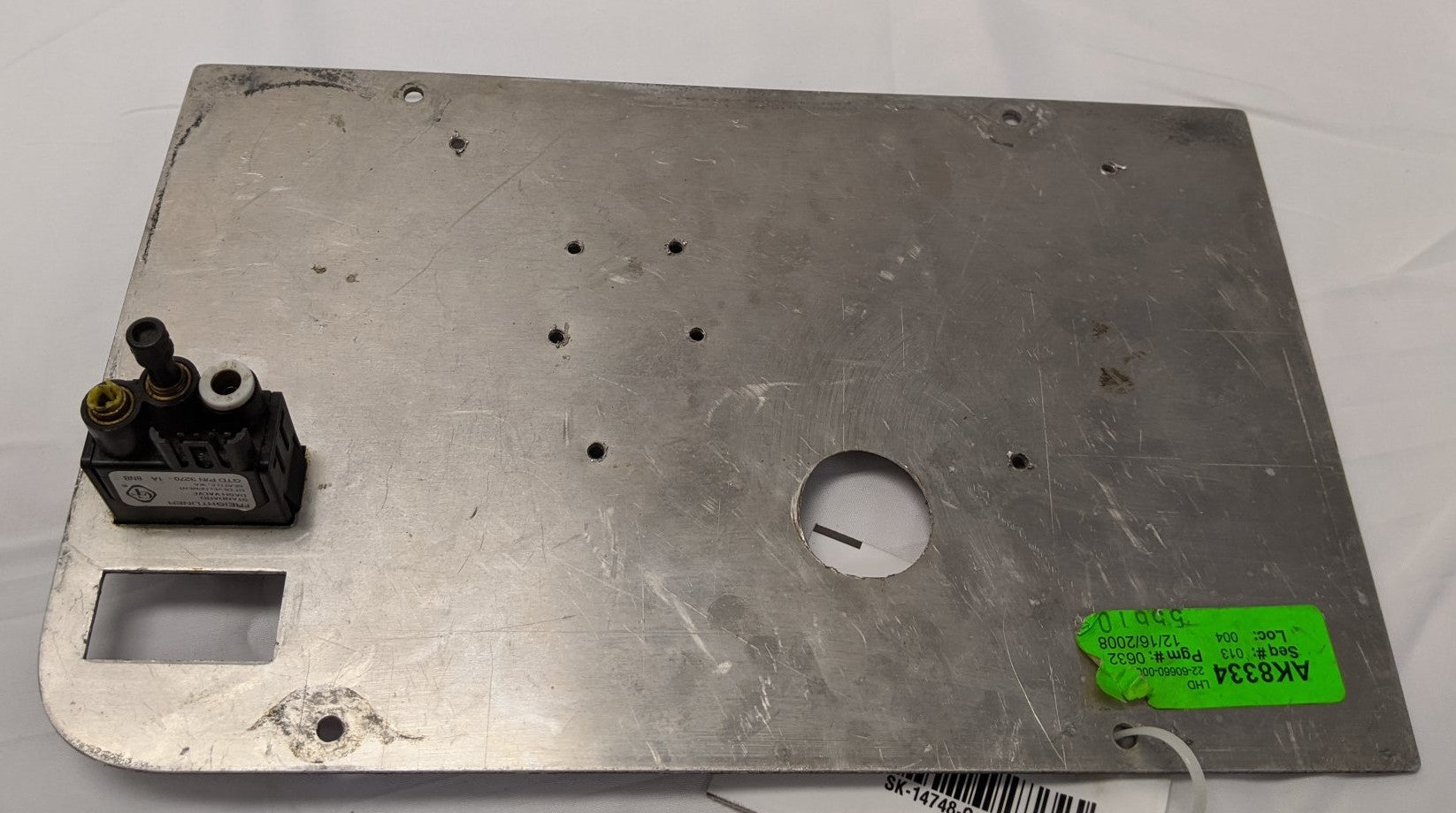 Freightliner Cascadia P3 Auxiliary Instrument Panel - 22-60660-000