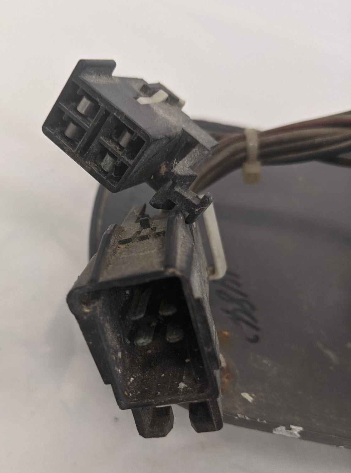 Used Freightliner Columbia Sleeper Cab Control Panel - P/N 22-46623-044