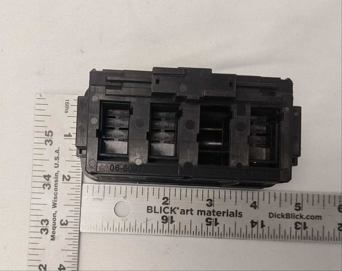 Freightliner Cascadia P3 Sleeper Cab Switch Panel - P/N A06-60973-000