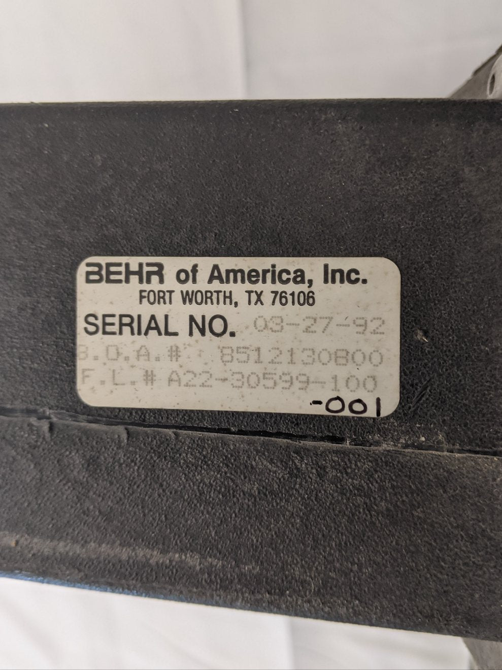 Used Freightliner FLD Behr Dash HVAC Duct Assy. w/ Cylinder - P/N A22-30599-001