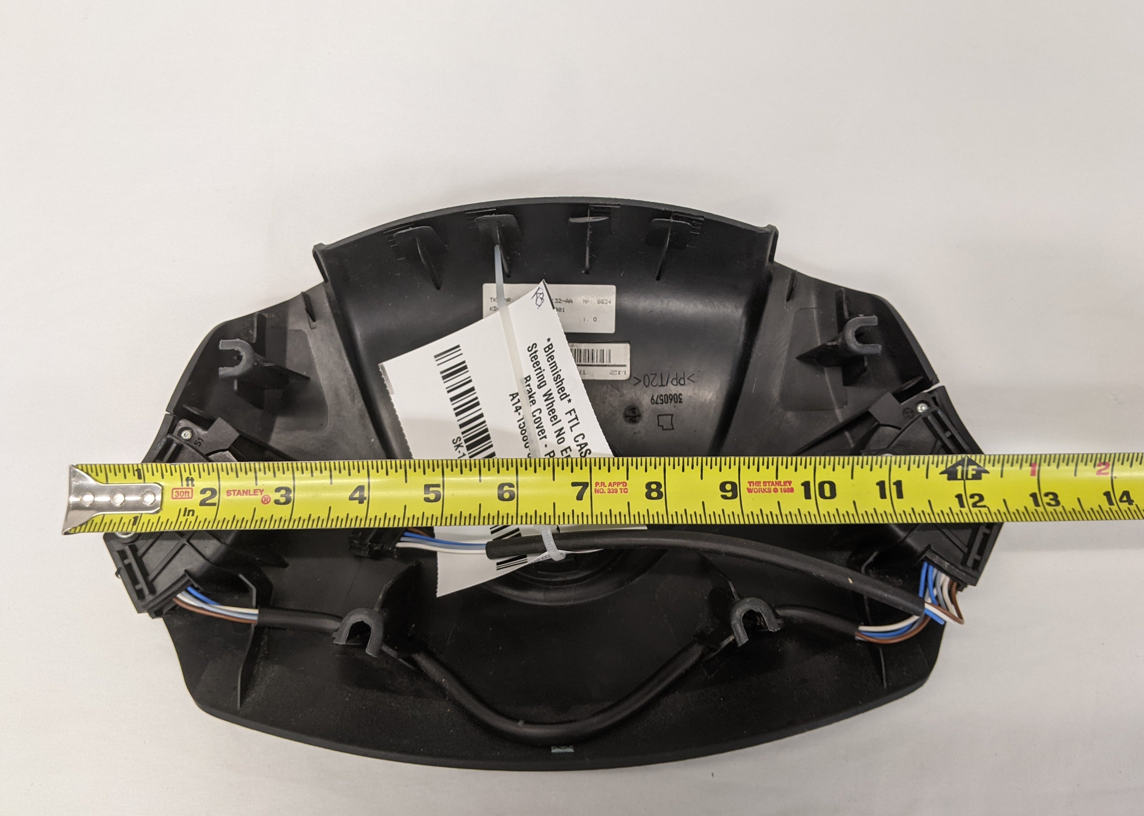 *Blemished* FTL CAS P3 Steering Wheel No Engine Brake Cover - PN A14-15886-001 (10097440653628)