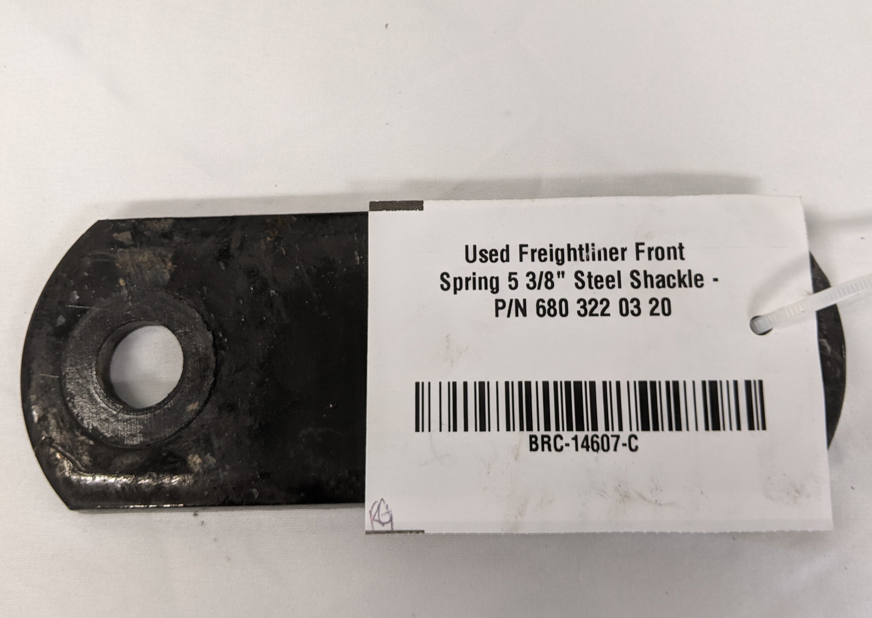 Used Freightliner Cascadia P3 Front Spring Steel Shackle - P/N 680 322 03 20 (10091732042044)