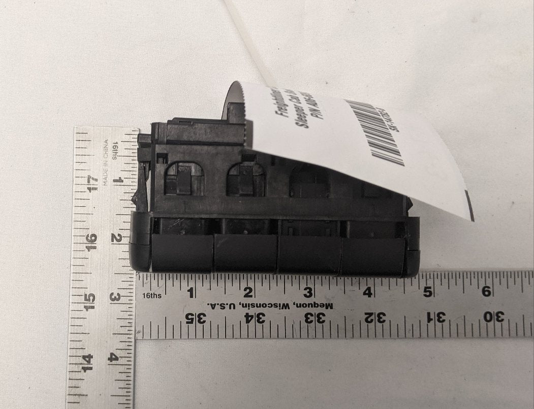 Freightliner Cascadia P3 Sleeper Cab Switch Panel  - P/N A06-60973-000