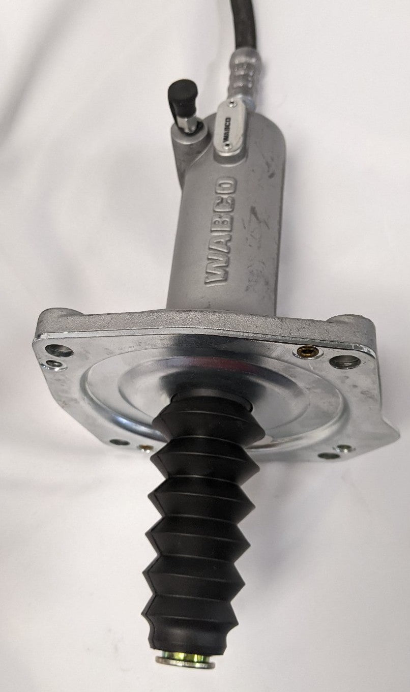 Freightliner Cascadia P3 Wabco Hydraulic Clutch Pedal A02-14082-000
