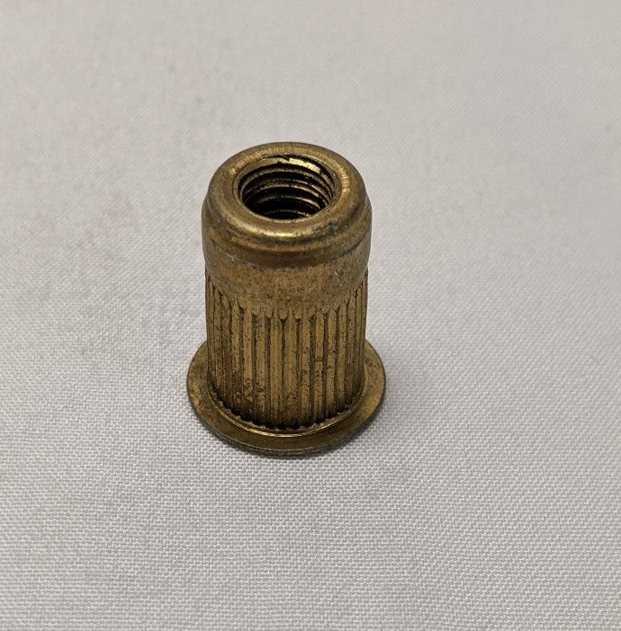 *Lot of 100* 5/16-18 Large Flange Yellow Zinc Plated Ribbed Rivet Nuts