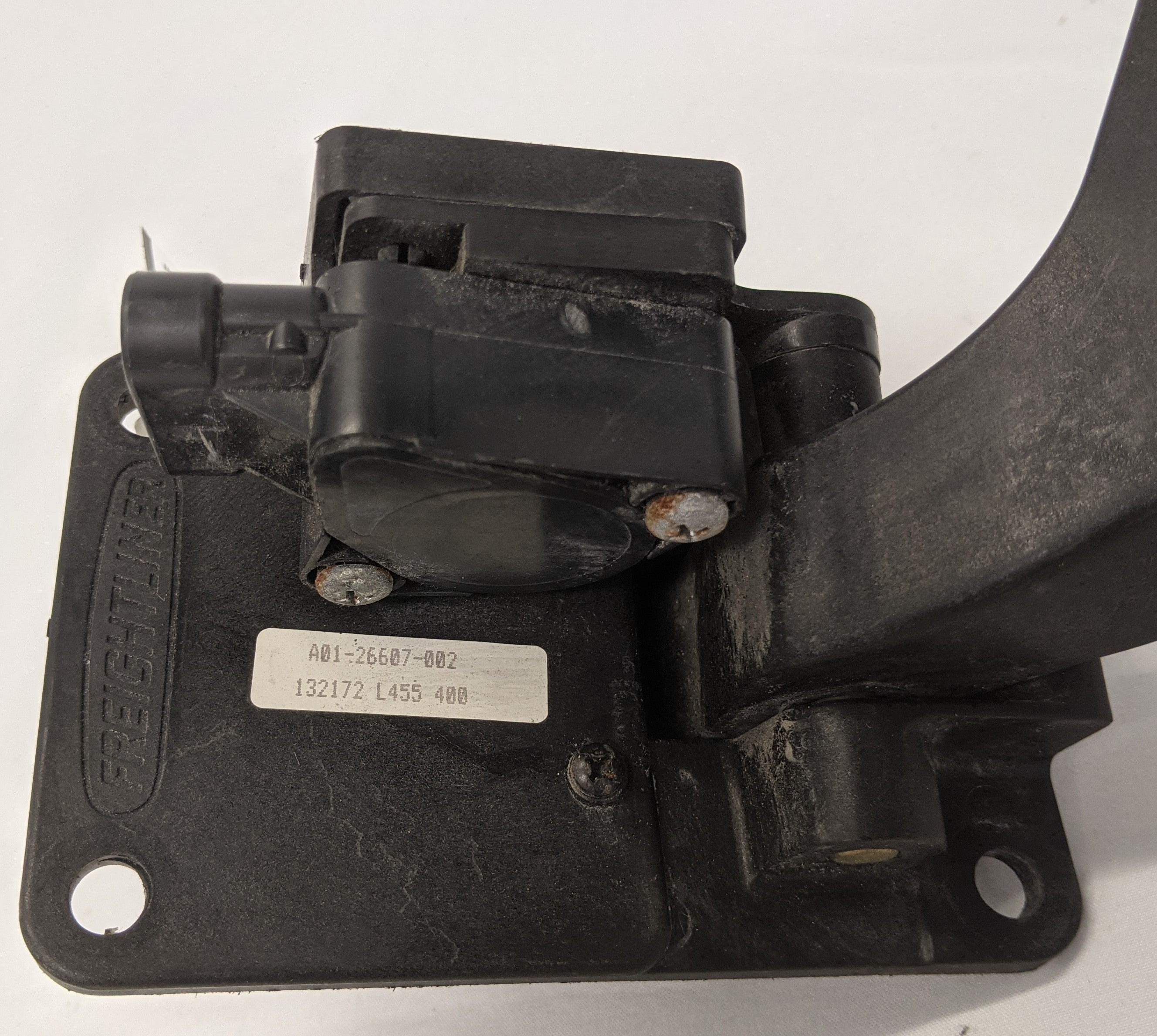 Freightliner Century, Columbia Accelerator Pedal - A01-26607-002