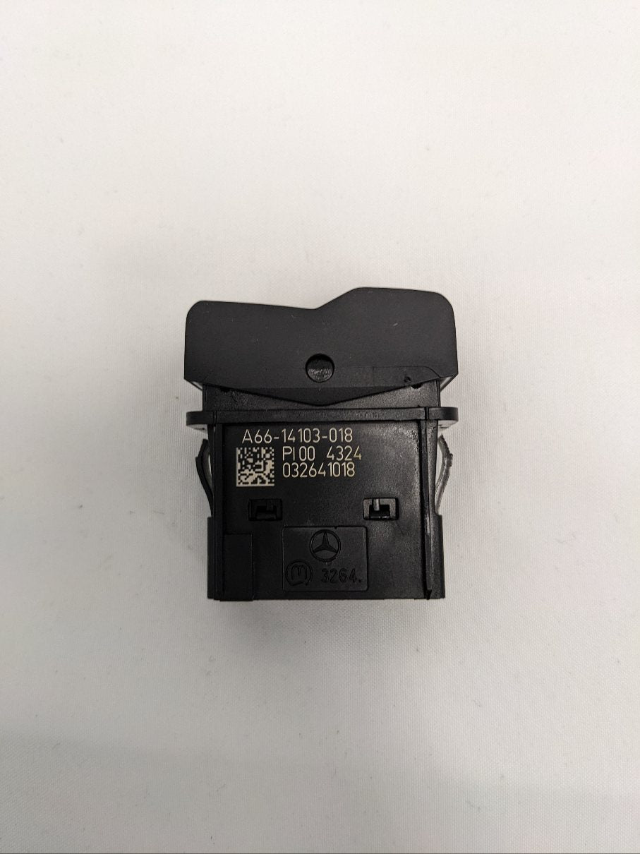 New Mercedes Benz Multiplex Blank Lat-19 Switch - P/N A66-14103-018 (10140354314556)