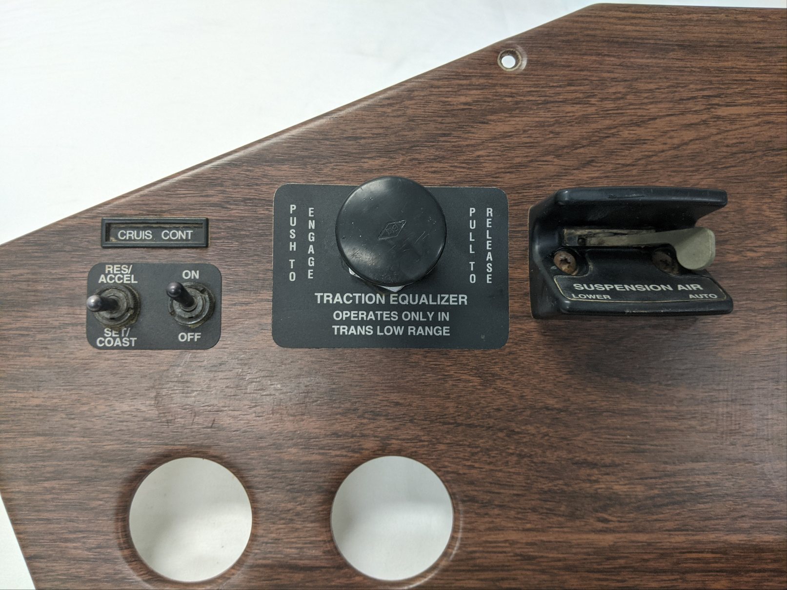 Freightliner FLD Classic LH Upper Dash Instrument Panel - 22-20985-004