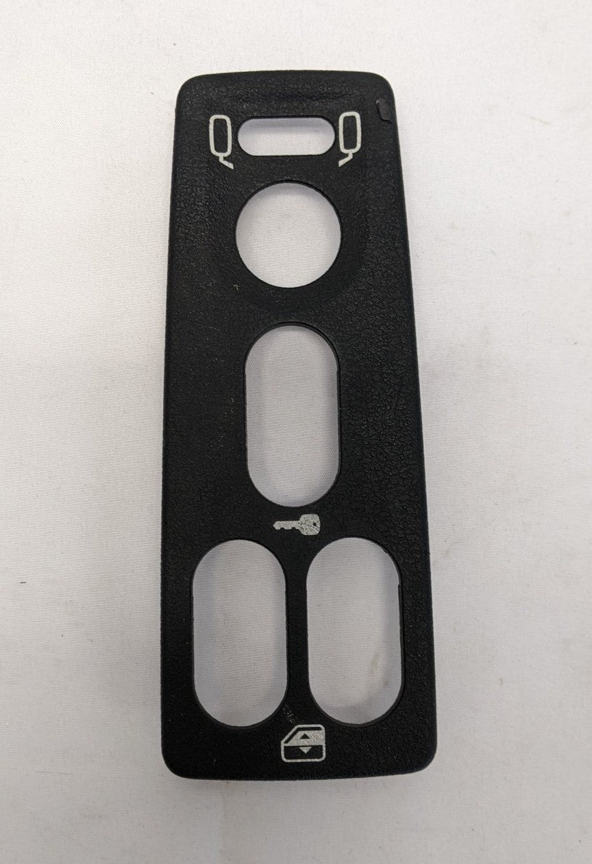 Freightliner LH Lock & Mirror Switch Bezel 18-58859-000