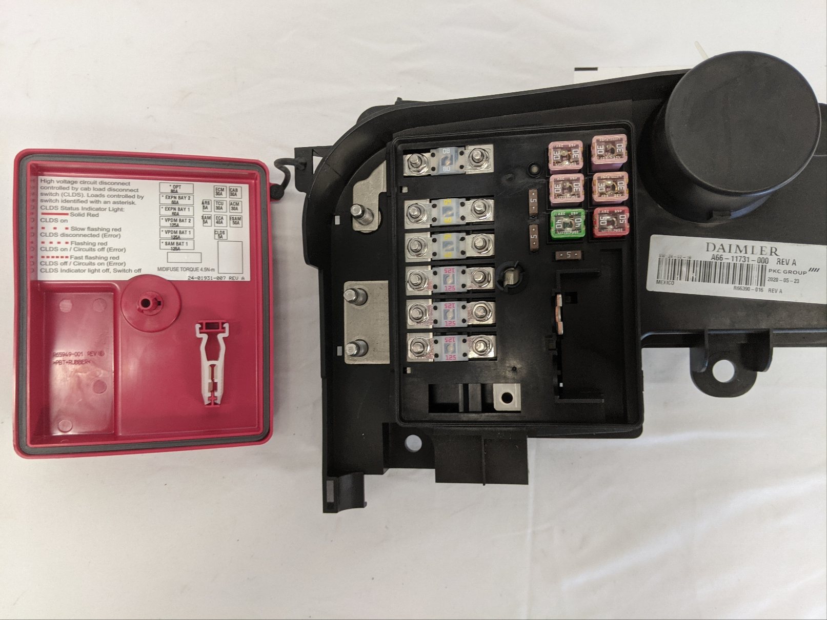Freightliner Daimler Battery Cable Access Power Module - P/N A66-11731-000 (10171293303100)