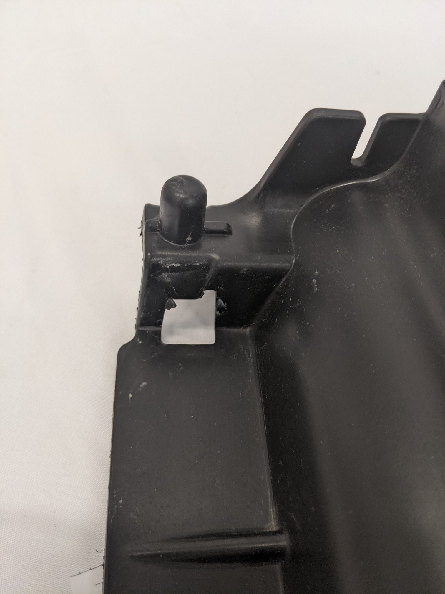 Freightliner Forward Radiator Fan Shroud Bottom - P/N 05-30968-000