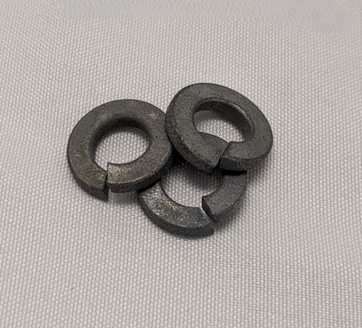 300 Galvanized Steel Split Lock Washers 1/4"