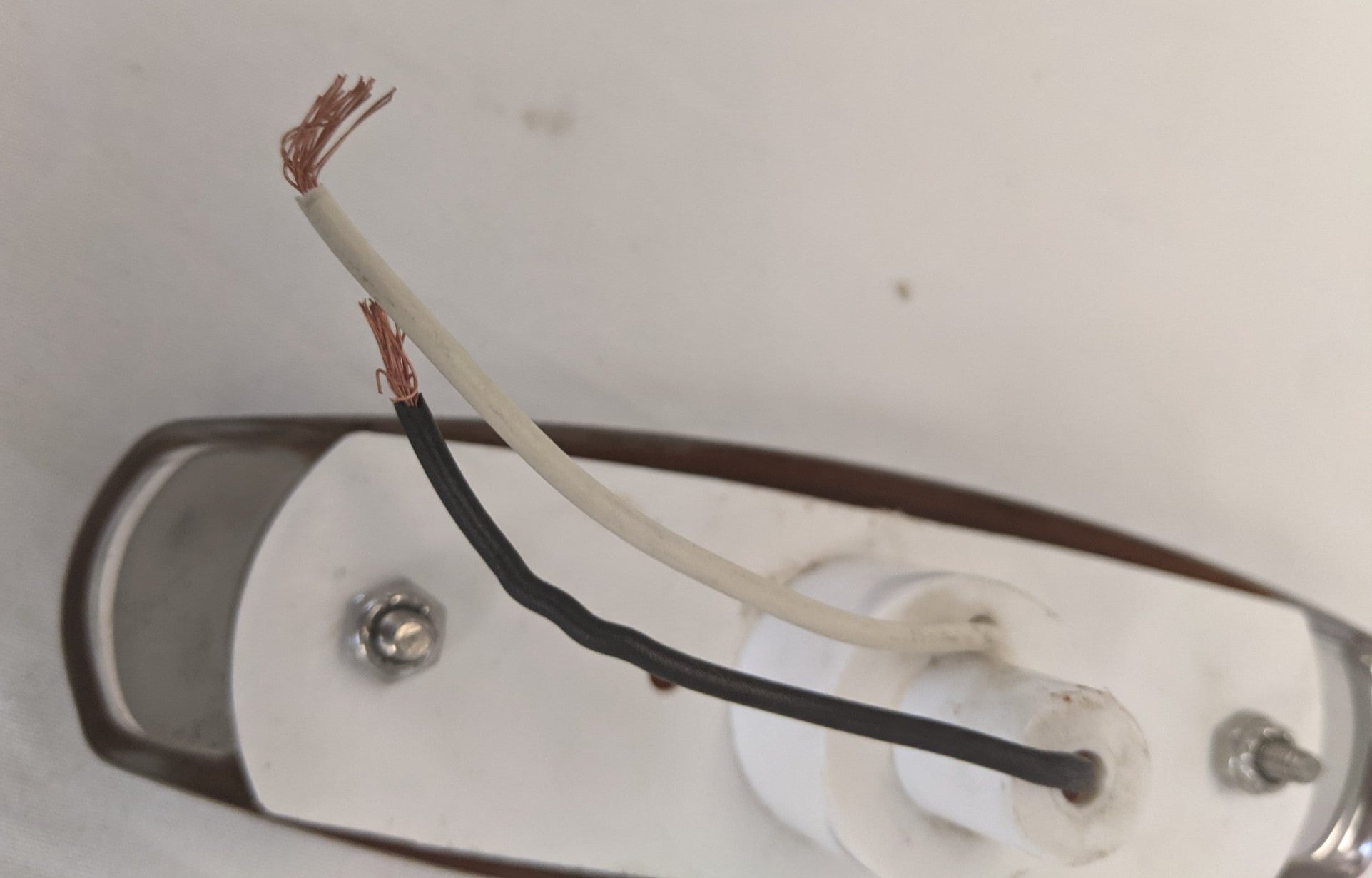 *Lot of 2* Used Freightliner Grote Marker Light - P/N GRO 45663