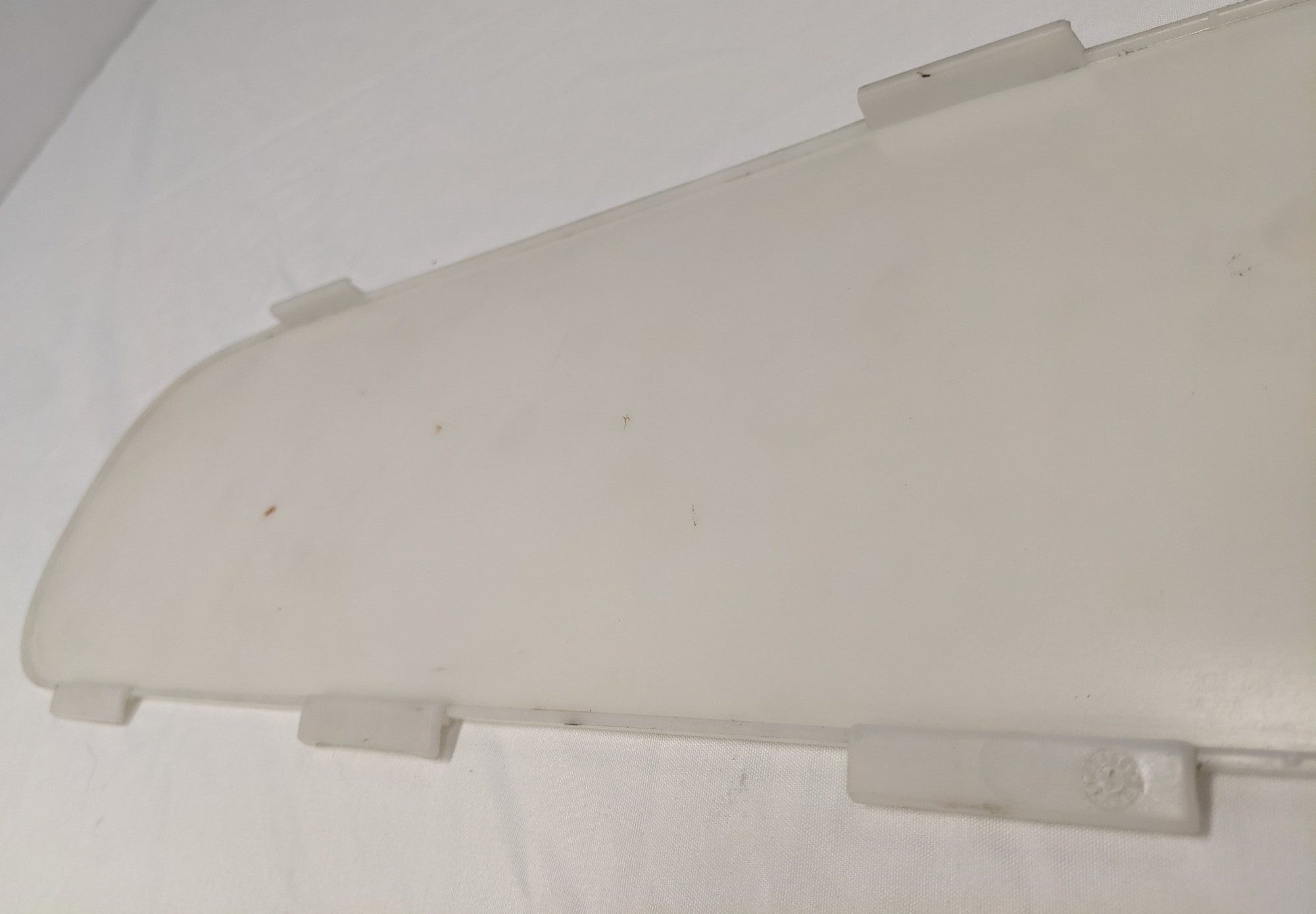 Freightliner 22-44074-000, Raised Roof Interior Light Lens