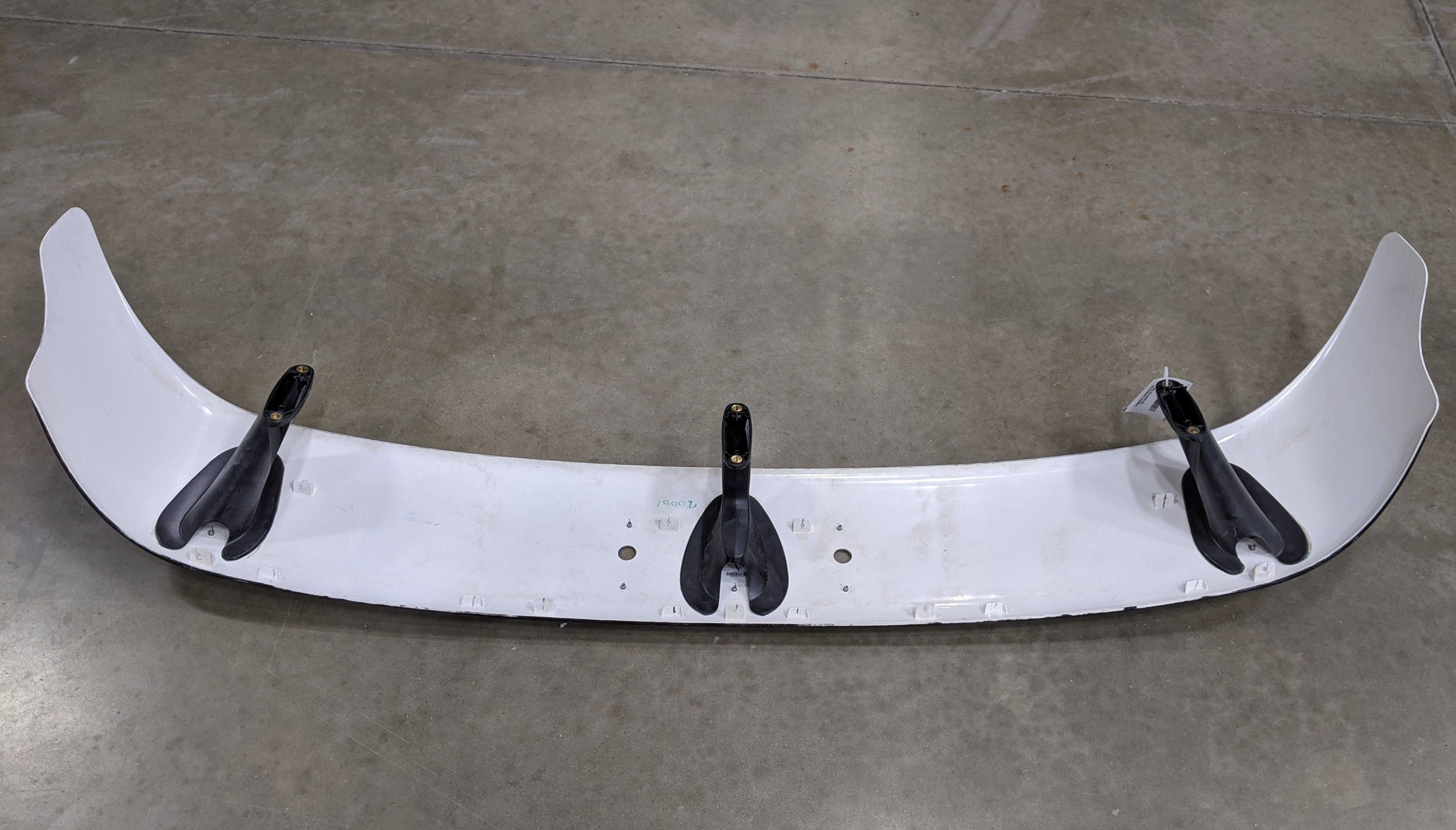 Freightliner Cascadia P3 Day Cab Exterior Sun Visor - P/N A22-74622-00