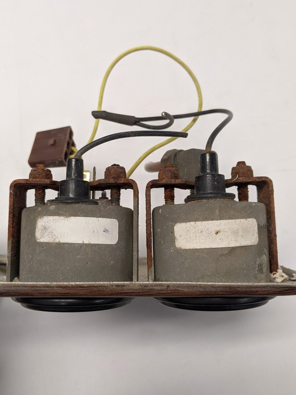 Used Freightliner FLD Classic WG Dash Panel w/ 2 Black Gauges - P/N 22-32029-001