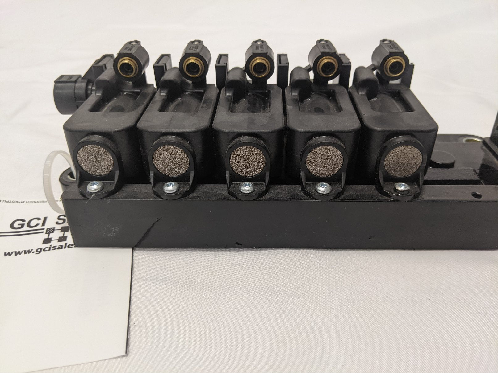 Freightliner DTNA Five Solenoid Air Management ECP Bank -P/N A12-29760-005
