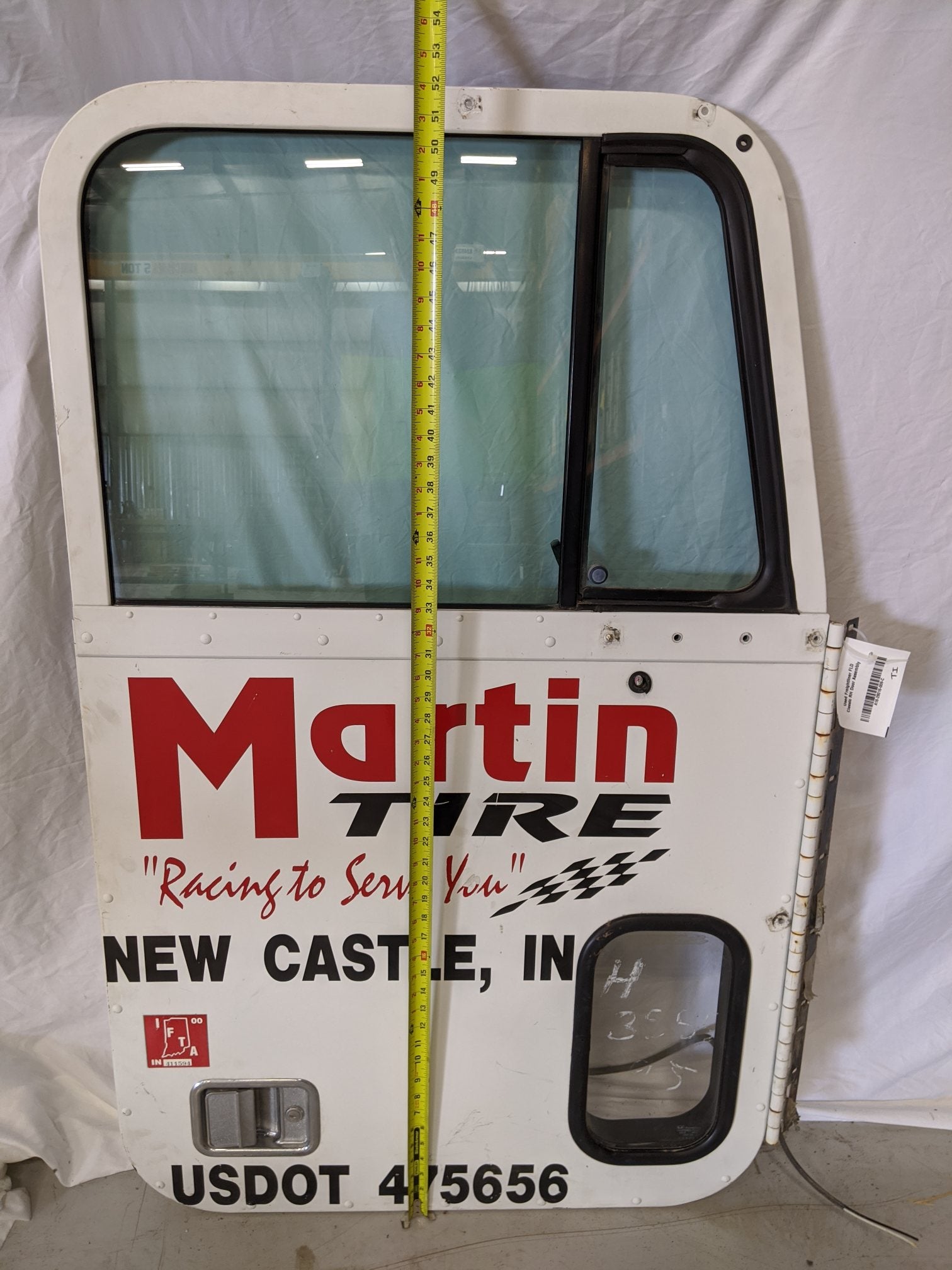 Used Freightliner FLD Classic RH Door Assembly - P/N A18-28016-009