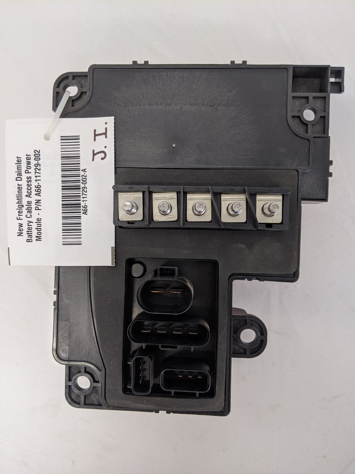 New Freightliner Daimler Battery Cable Access Power Module - P/N A66-11729-002 (10173068968252)