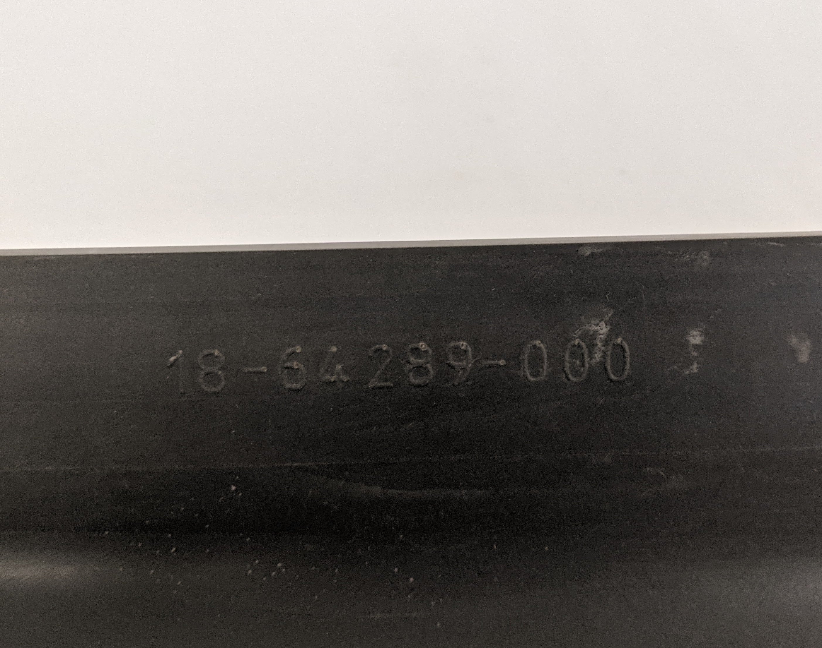 Used Freightliner Cascadia P3 Overhead Console Shelf Edge Trim -P/N 18-64289-000 (6808740364374)