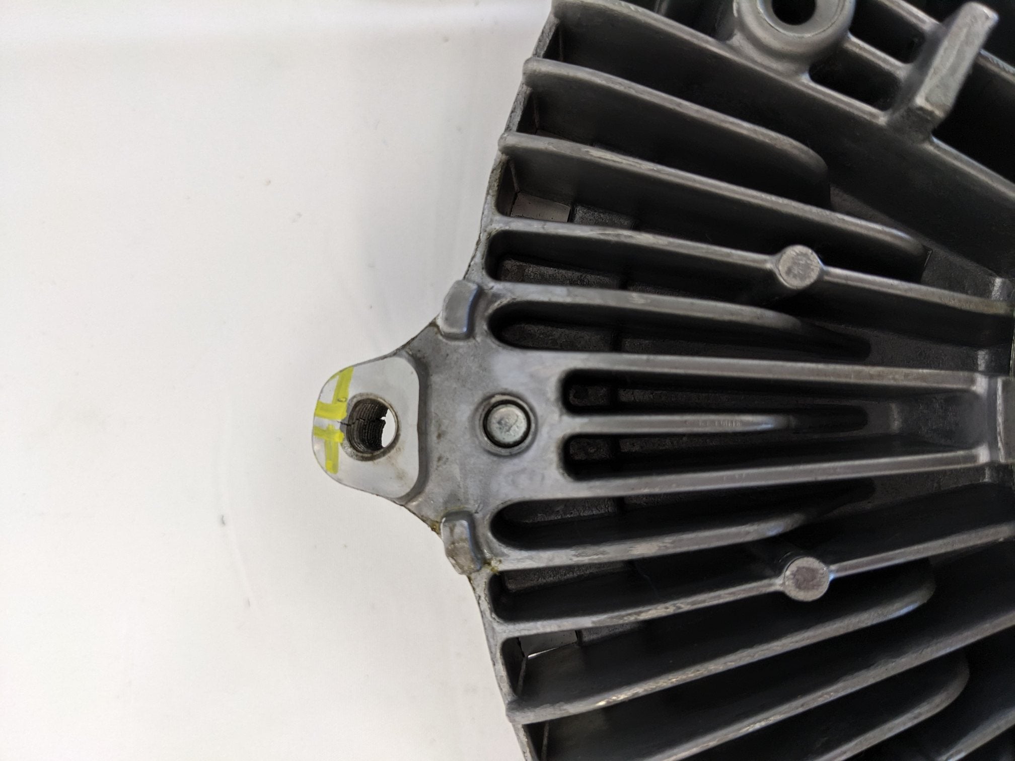 Damaged Kysor Thermostatically Controlled Fan Clutch Assy - P/N  KYS010034537 (8908408947004)