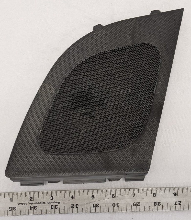 Used Freightliner Cascadia Left-Hand Door Speaker Grill - P/N 16915387