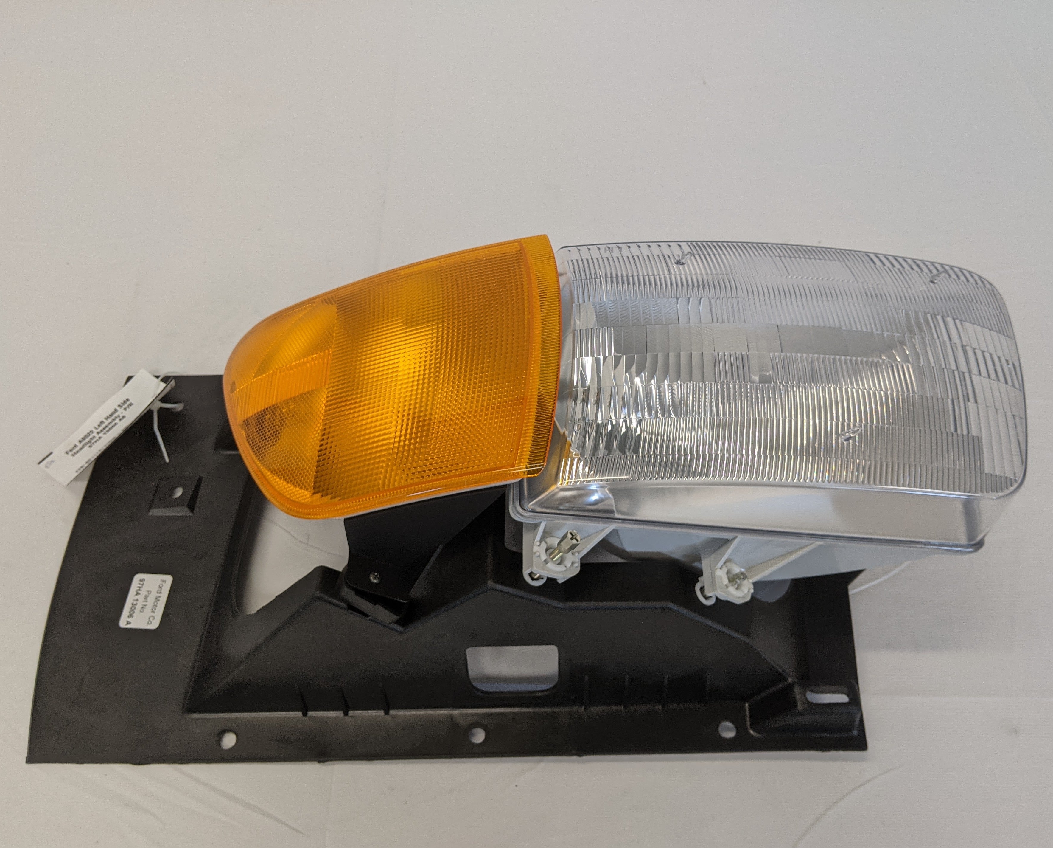 Ford Sterling A9522 LH Headlight Assembly - P/N 97HA 13006 AB (10144372293948)
