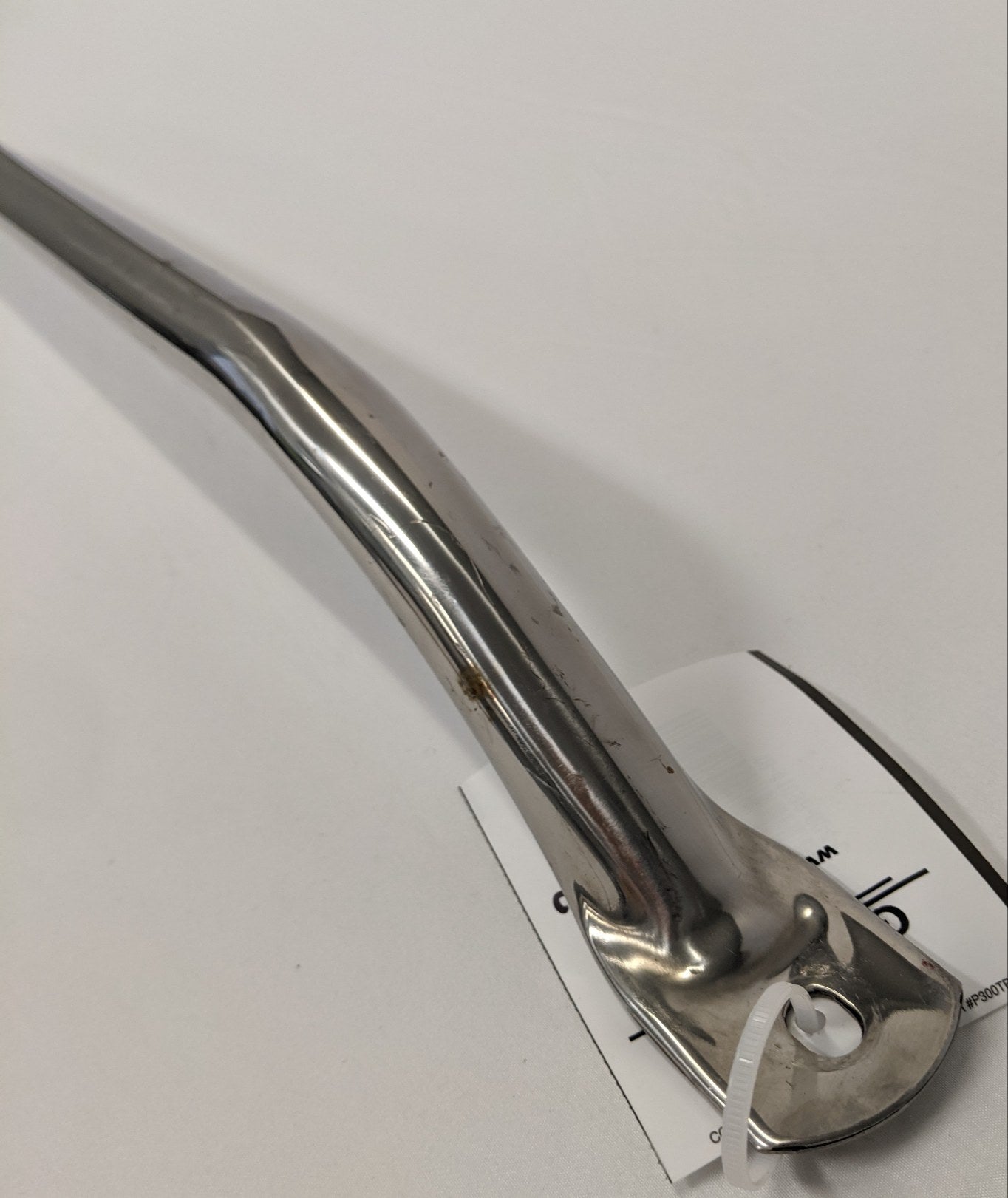 Used Freightliner 35 1/2"  Exterior Grab Handle - P/N  18-41098-004 (6747202322518)