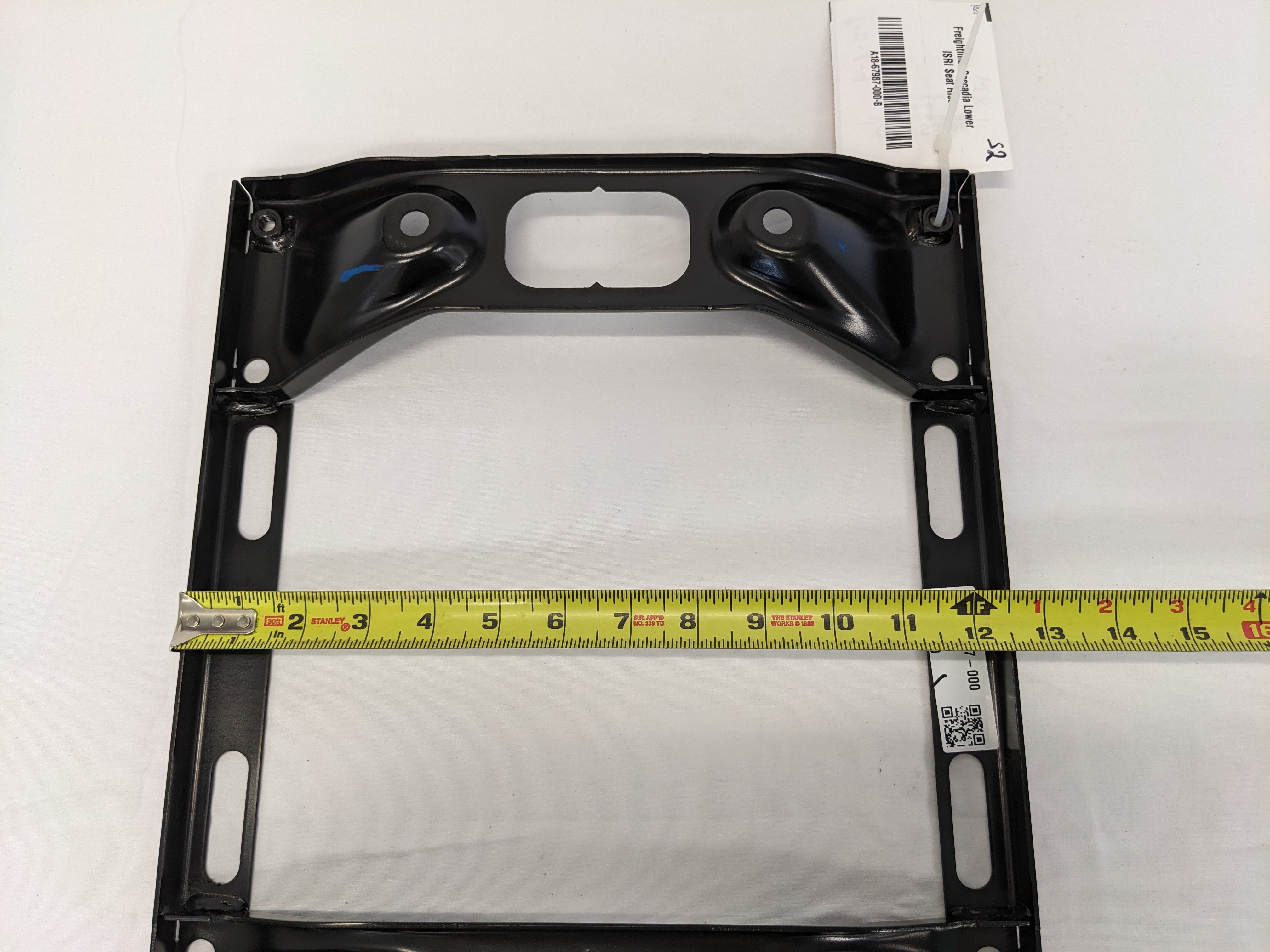 Freightliner Cascadia Lower ISRI Seat Riser - A18-67987-000