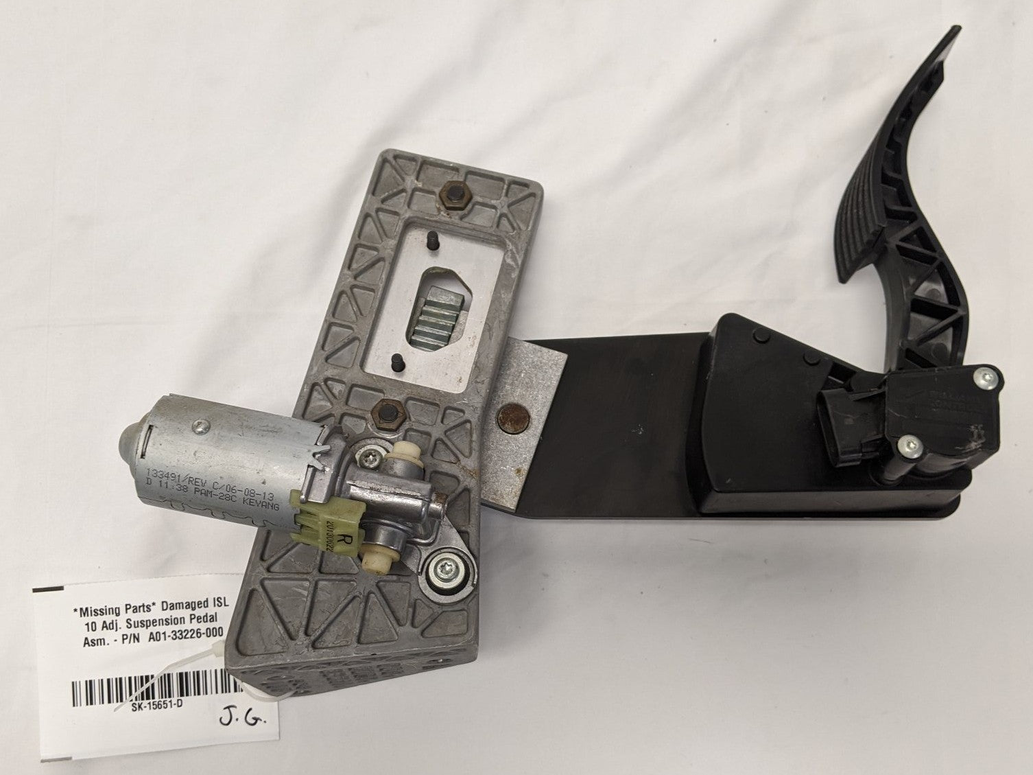 *Missing Parts* Damaged ISL 10 Adj. Suspension Pedal Asm. - P/N  A01-33226-000