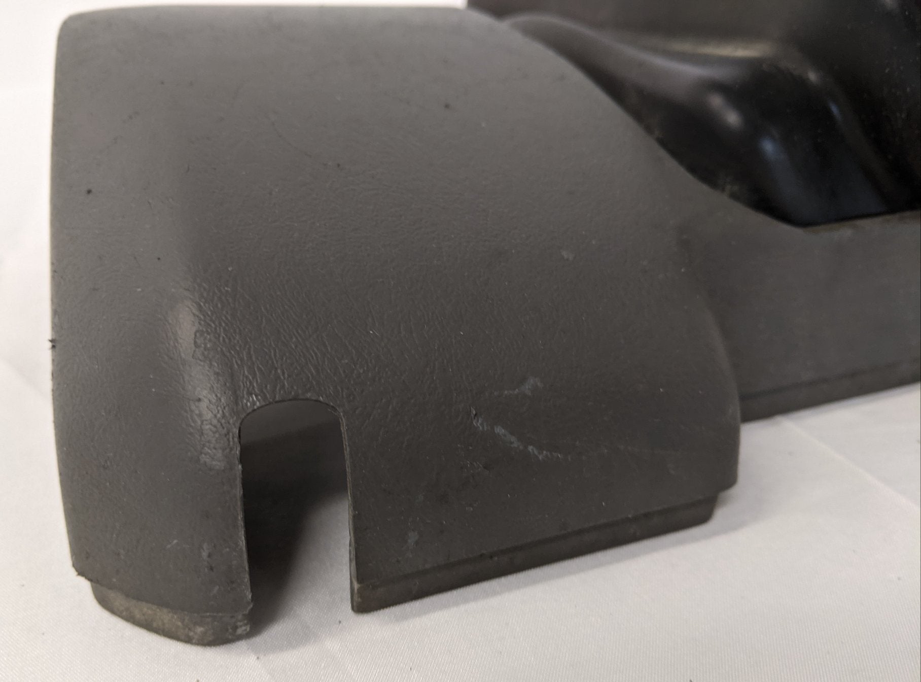 Used Freightliner Century Columbia FLX Steering Column Cover - P/N A18-33250-000 (10042807910716)