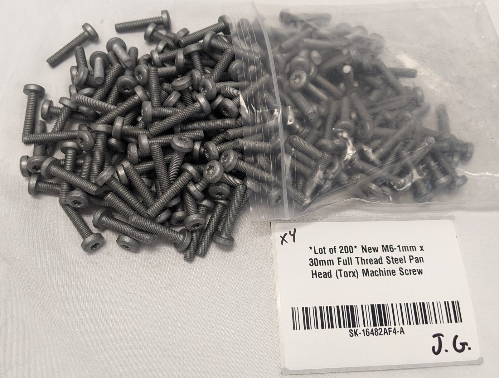 *Lot of 200* New M6-1mm x 30mm Full Thread Steel Pan Head (Torx) Machine Screw