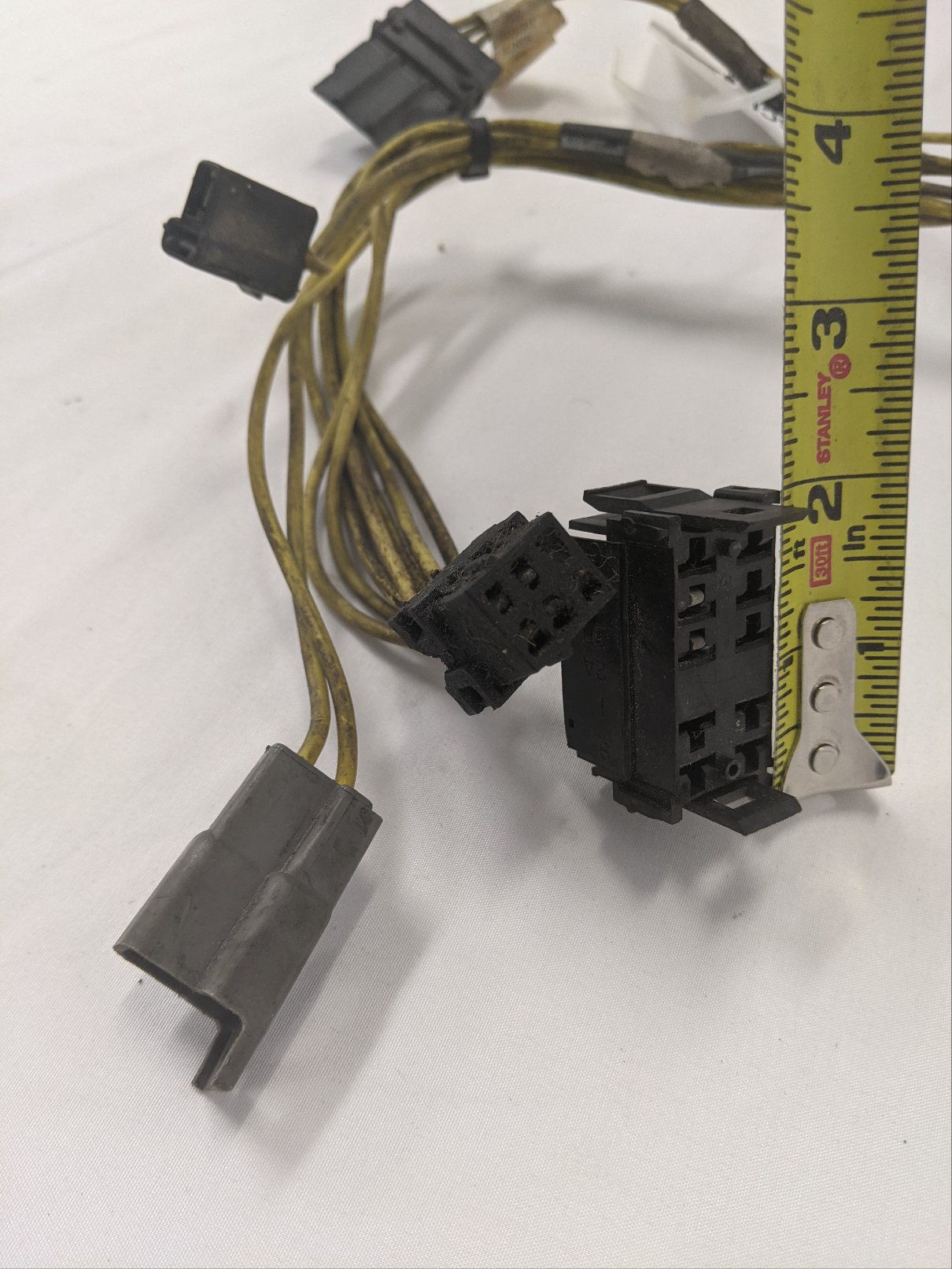 A06-23005-000 - Freightliner Sleeper Clock Wiring Harness Assy - Used