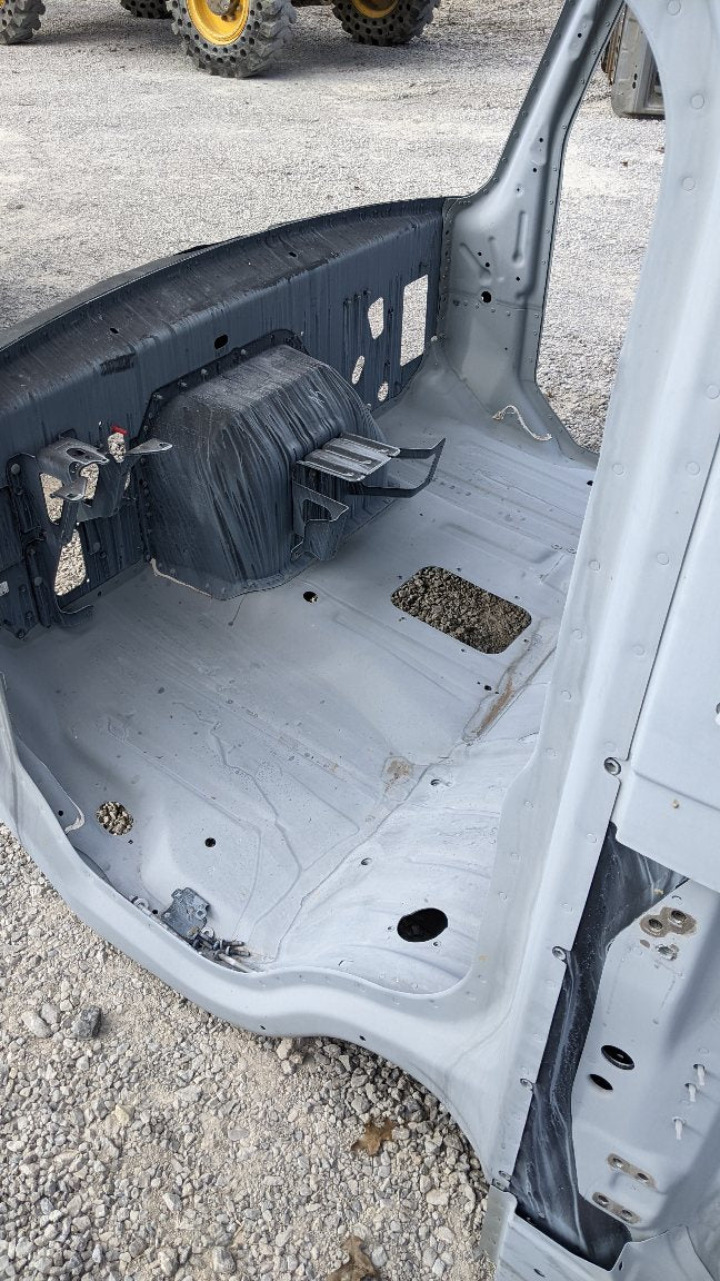 Damaged Freightliner M2 106 / 114SD 4-Door Crew / Quad Cab #8