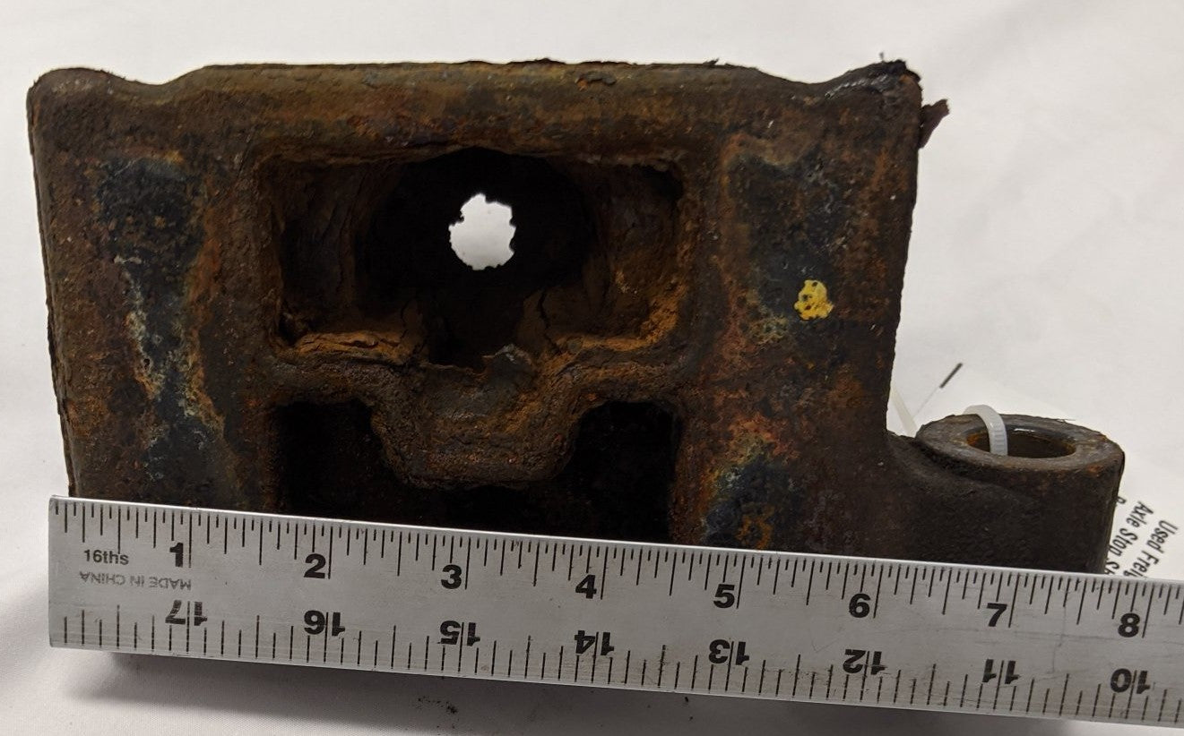 Used Freightliner RH Front Axle Stop Shock Absorption Bracket - P/N 16-15214-000