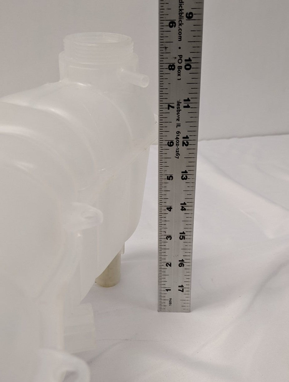 Freightliner 3-Gallon Coolant Surge Tank 05-21414-003