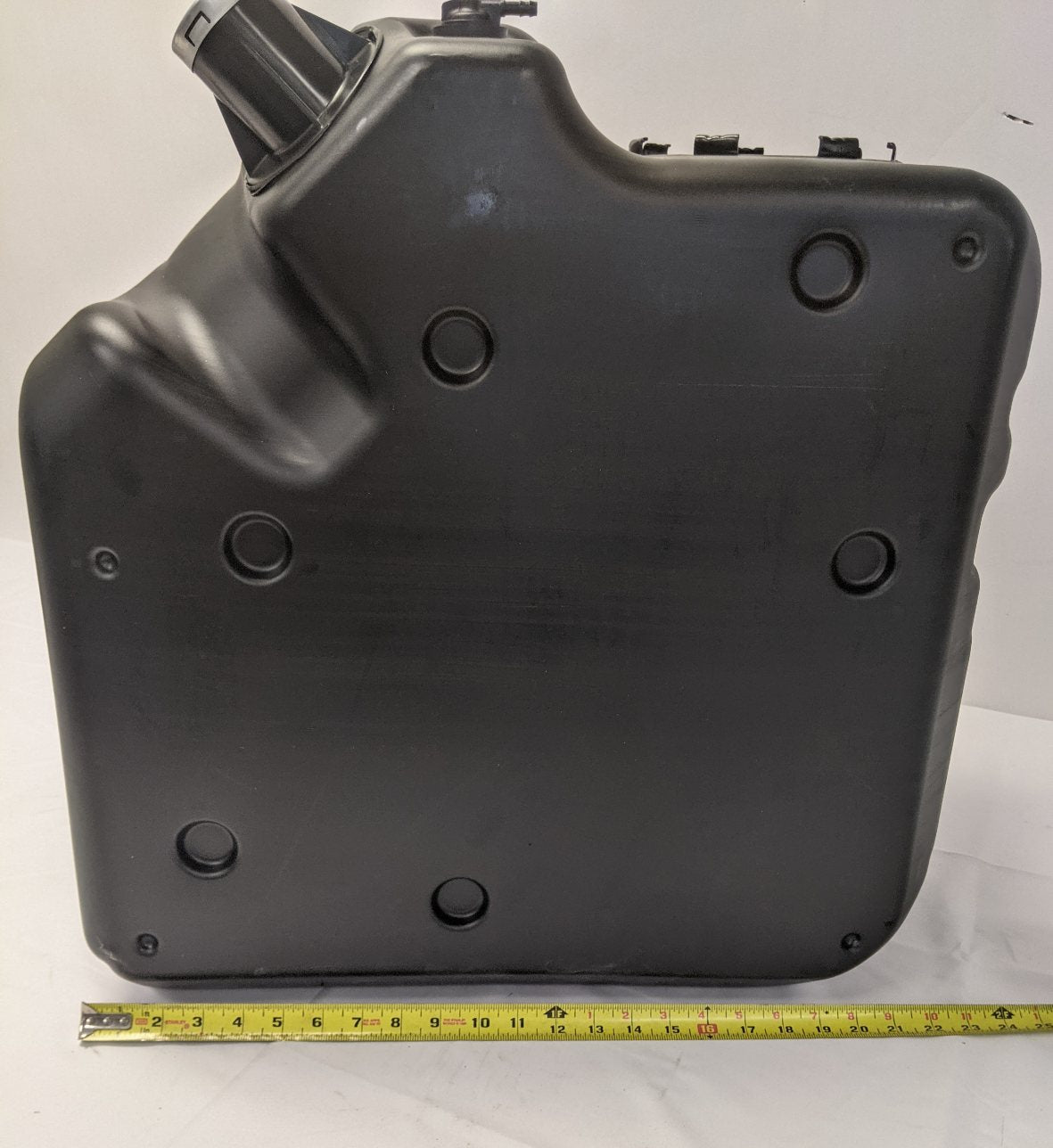 Freightliner RH 23 Gallon Standard Fill DEF Tank - P/N A04-34274-007