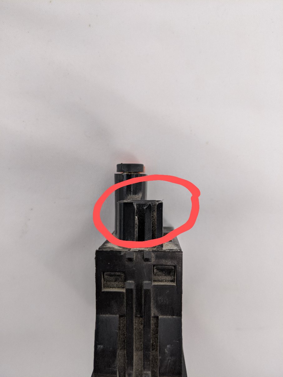 Used Behr Air/Electric Fresh Air Rocker Switch - P/N 630030.00 (10105392857404)