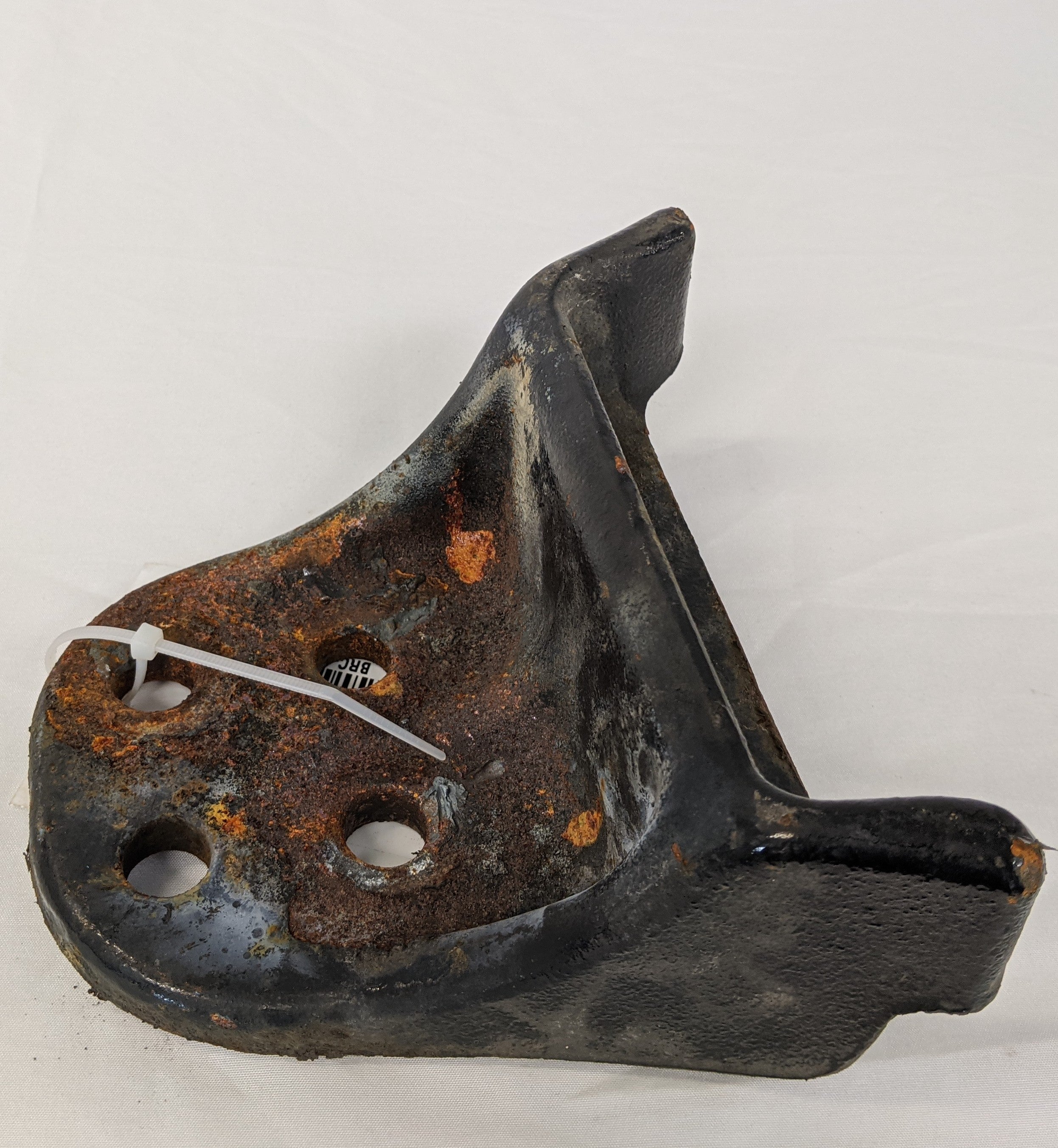 *Rusty* Freightliner Cascadia P3 Rear Axle Stop Bracket - P/N 16-15617-000 (10091732533564)